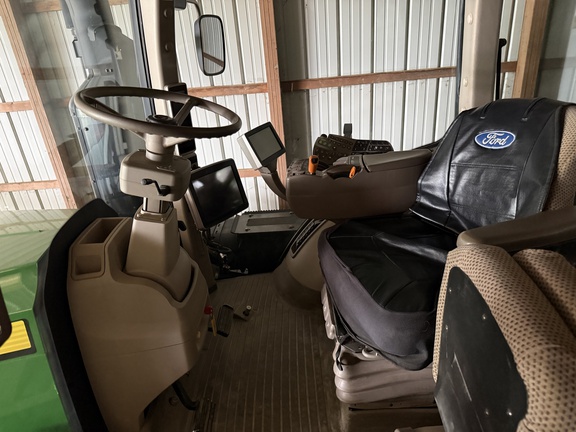 2014 John Deere 9560R Tractor 4WD