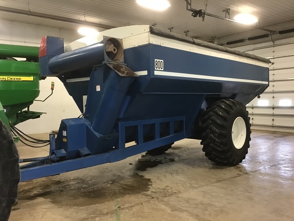 Kinze 800 Grain Cart