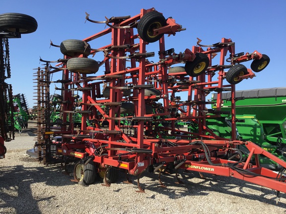 2005 Sunflower 5055-48 Field Cultivator