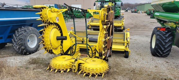 2020 John Deere 770 Header Forage