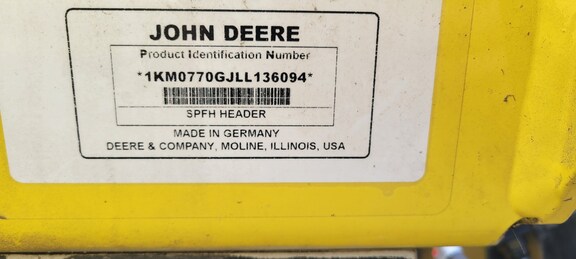 2020 John Deere 770 Blade