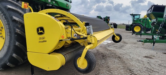 2020 John Deere 649 Header Forage