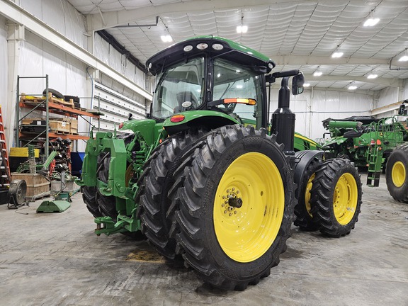 2017 John Deere 8320R Tractor