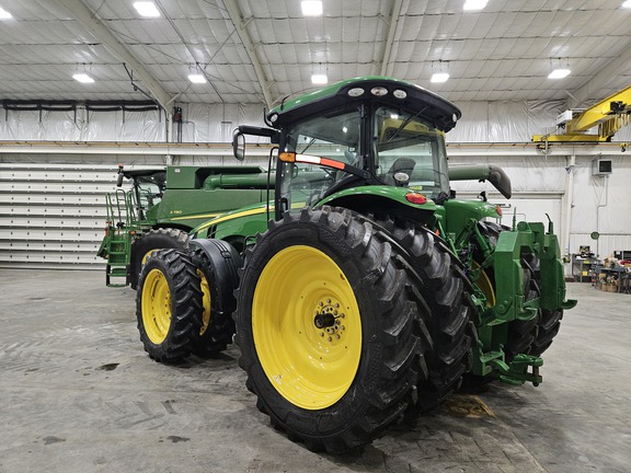 2017 John Deere 8320R Tractor