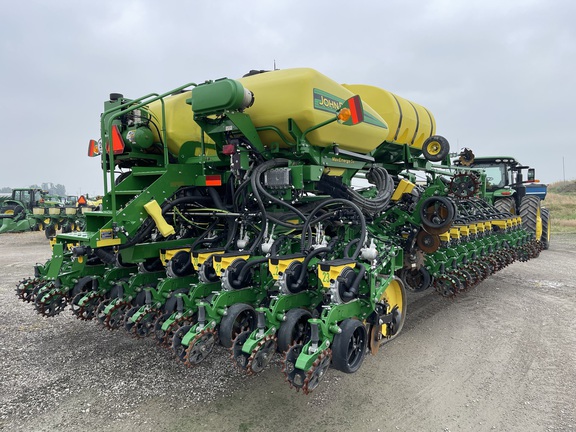 2021 John Deere DB60 Planter