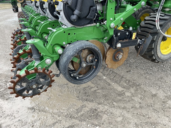 2021 John Deere DB60 Planter