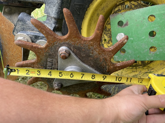 2011 John Deere 1790 Planter