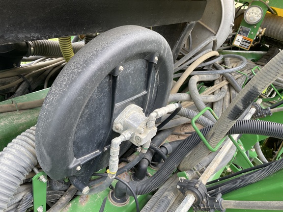 2011 John Deere 1790 Planter