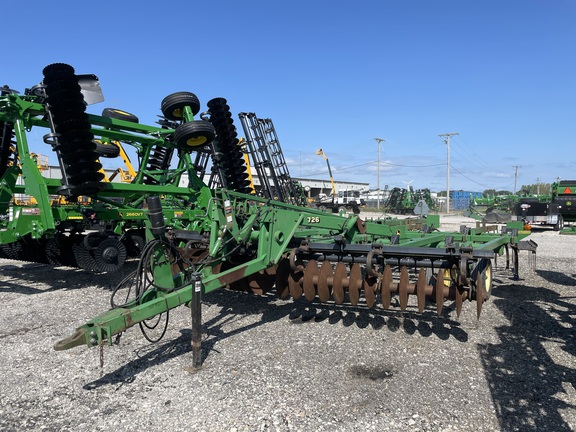 2002 John Deere 726 Mulch Finisher