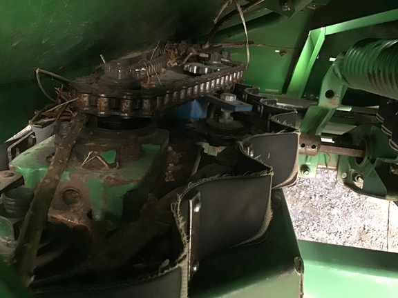 1989 John Deere 1253A Header Corn Head