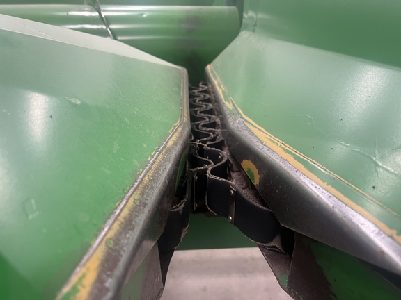 1989 John Deere 1253A Header Corn Head