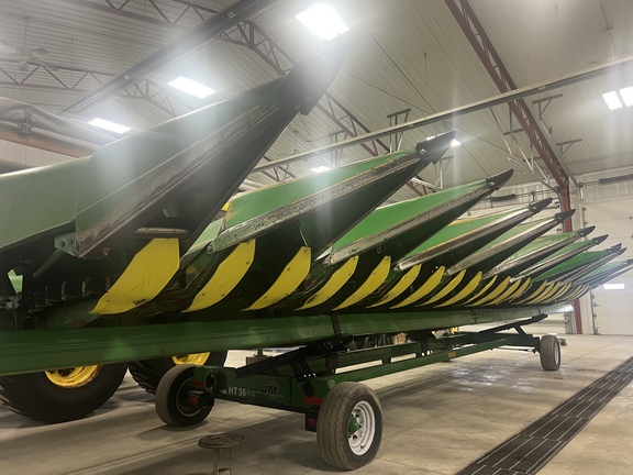 1989 John Deere 1253A Header Corn Head