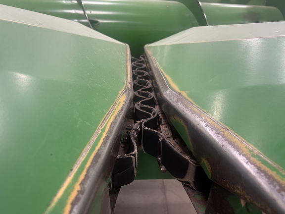 1989 John Deere 1253A Header Corn Head