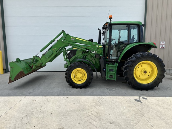 2019 John Deere 6110M Tractor