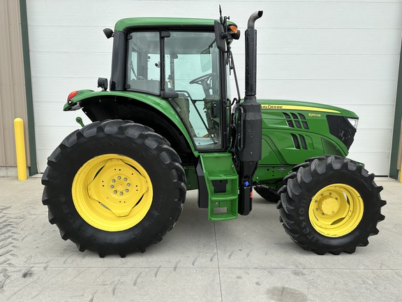 2020 John Deere 6110M Tractor