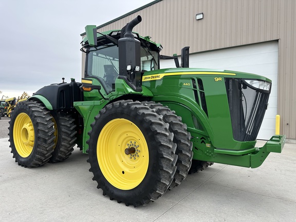 2023 John Deere 9R 440 Tractor 4WD
