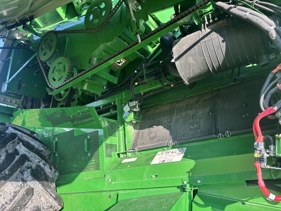 2023 John Deere S780 Combine