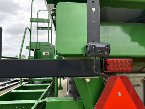 2023 Unverferth 2030DT Strip Till