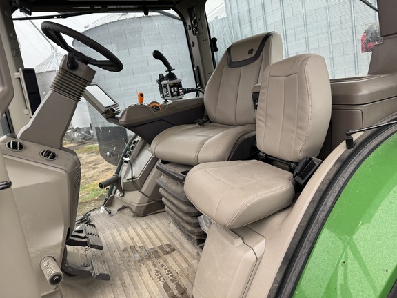 2023 John Deere 8R 280 Tractor