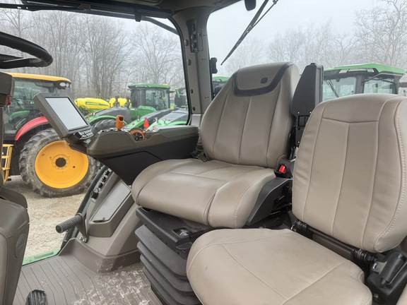 2023 John Deere 8R 280 Tractor