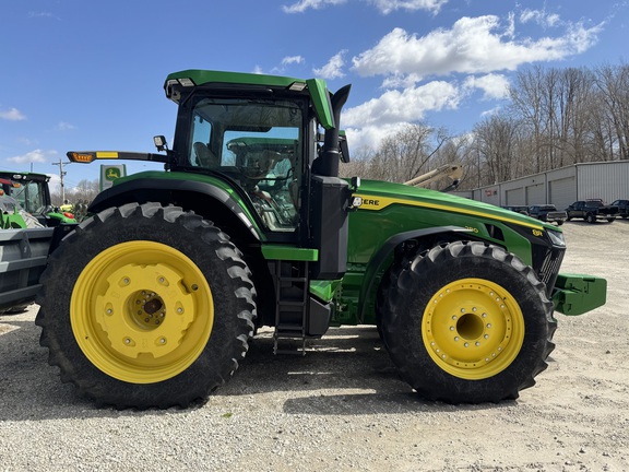 2023 John Deere 8R 280 Tractor
