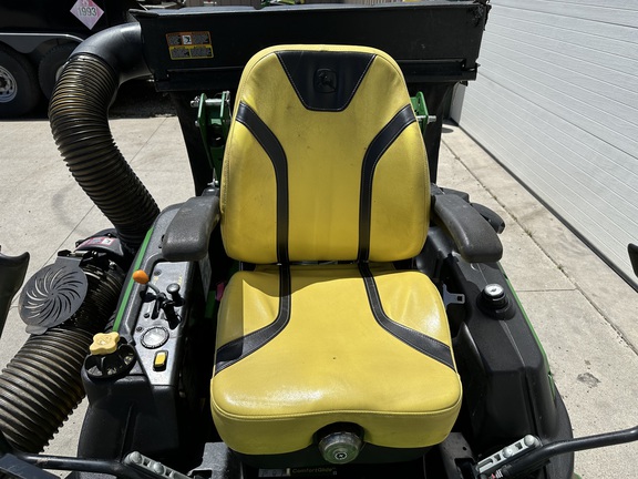 2021 John Deere Z950R Mower/Zero Turn