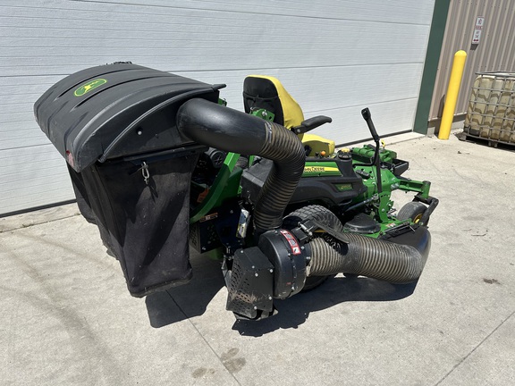 2021 John Deere Z950R Mower/Zero Turn