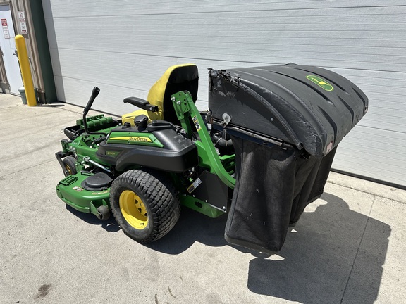 2021 John Deere Z950R Mower/Zero Turn