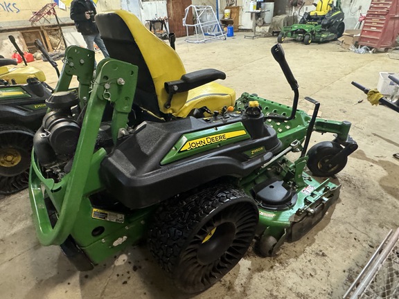 2022 John Deere Z950R Mower/Zero Turn