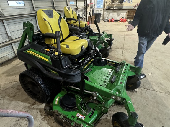 2022 John Deere Z950R Mower/Zero Turn