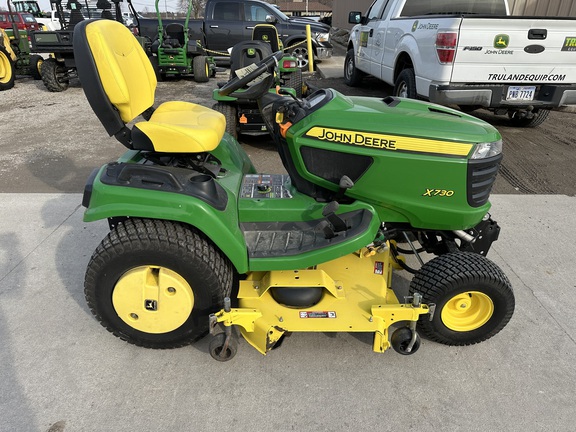 2014 John Deere X730 Garden Tractor