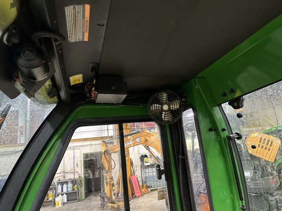 2005 John Deere 3720 Tractor Compact