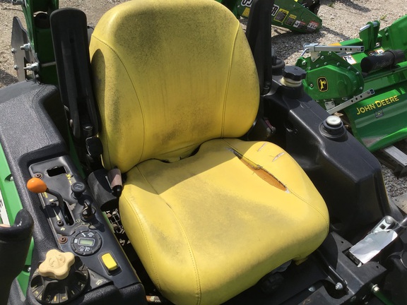 2015 John Deere Z950R Mower/Zero Turn