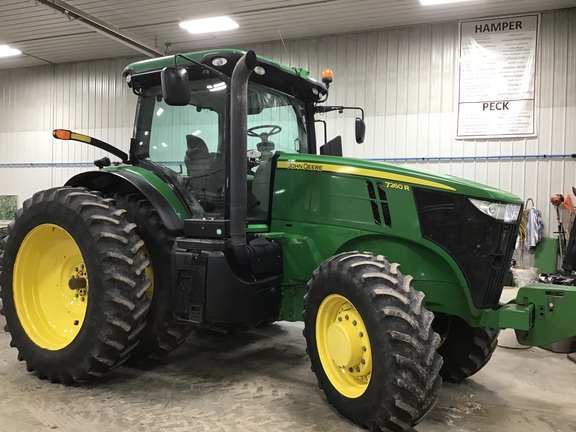 2012 John Deere 7260R Tractor