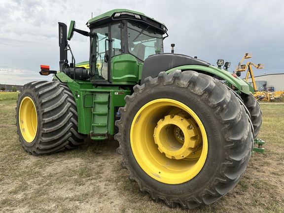 2023 John Deere 9R 640 Tractor 4WD