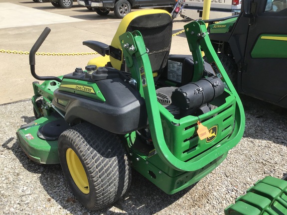 2017 John Deere Z915E Mower/Zero Turn