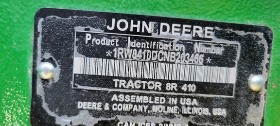 2022 John Deere 8R 410 Tractor