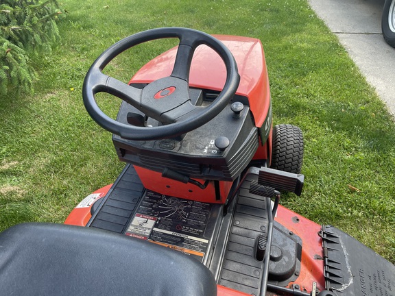 1996 Simplicity Broadmoor 16H Garden Tractor