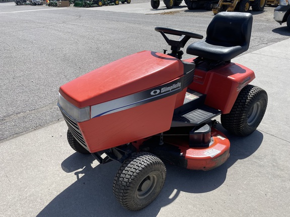 1996 Simplicity Broadmoor 16H Garden Tractor