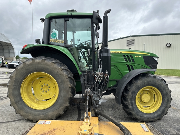 2018 John Deere 6110M Tractor