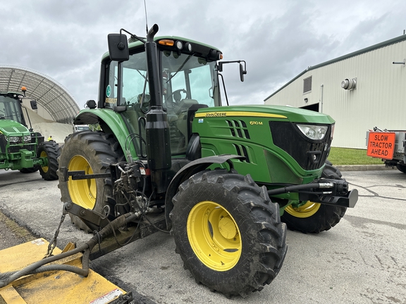 2018 John Deere 6110M Tractor