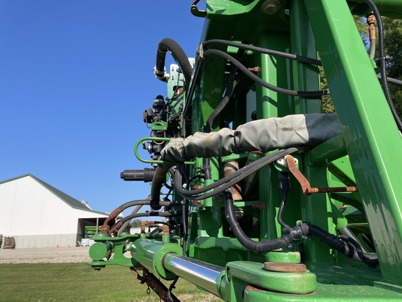 John Deere 1200 Liquid System Sprayer/3pt