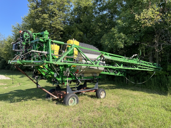 John Deere 1200 Liquid System Sprayer/3pt