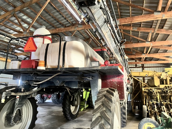 Walker 44 Sprayer/High Clearance