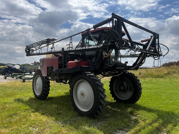 Walker 44 Sprayer/High Clearance