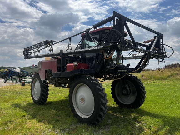 Walker 44 Sprayer/High Clearance