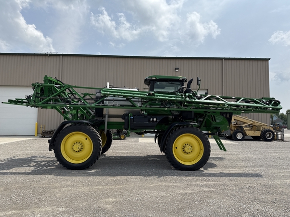 2024 John Deere 410R Sprayer/High Clearance
