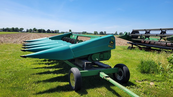 1994 John Deere 693 Header Corn Head