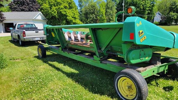 1994 John Deere 693 Header Corn Head