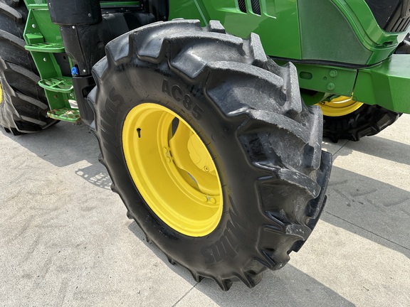 2020 John Deere 6110M Tractor